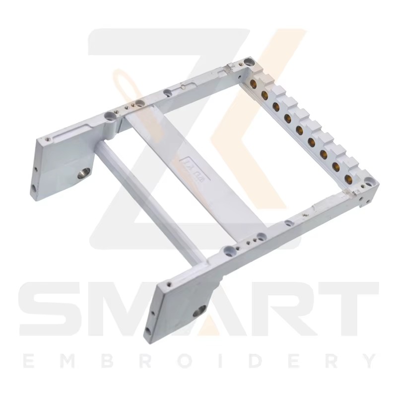 Tá tús á chur amárach agus tús á chur amárach le hobair athchóirithe atá beartaithe ar 22 scoil a thóg Western Building Systems